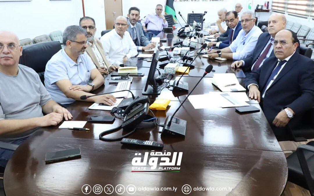 شركة الخليج العربي للنفط تناقش رفع معدلات الإنتاج