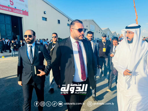 وزير الدولة الإماراتي يزور معرض ليبيا بيلد في بنغازي