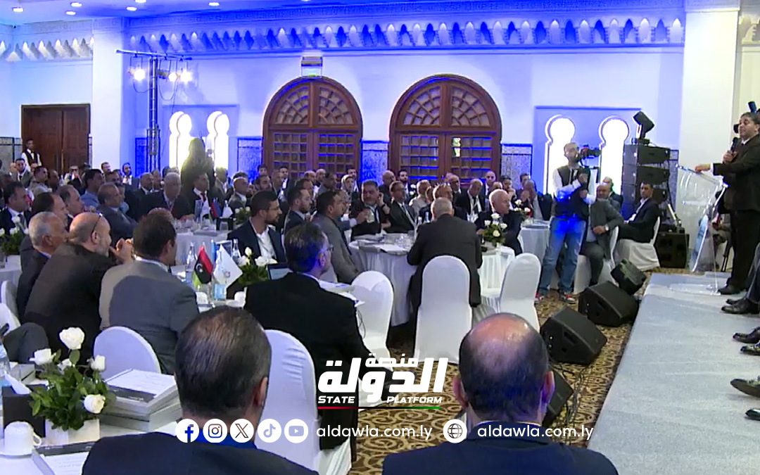 انطلاق فعاليات ملتقى الشراكة الاستراتيجية للنفط والغاز بالعاصمة تونس.