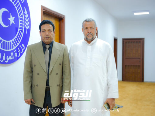 وزير الموارد المائية يبحث سبل تحسين الخدمات الأساسية في بلدية تازربو