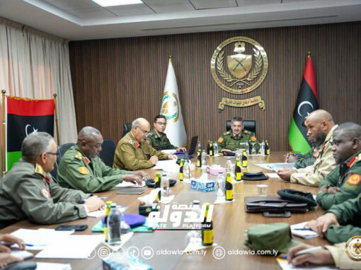 رئاسة أركان القوات البرية تعقد اجتماعا لمناقشة الخطط الاستراتيجية اللازمة للتصدي لأي اختراقات محتملة