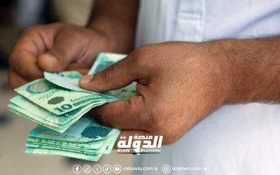سعر الدولار يرتفع أمام الدينار الليبي في السوق الموازية