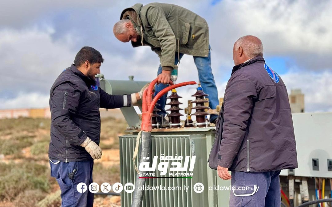 وزير الكهرباء يوجه تعليماته بشحن محول كهربائي جديد إلى بلدية شحات