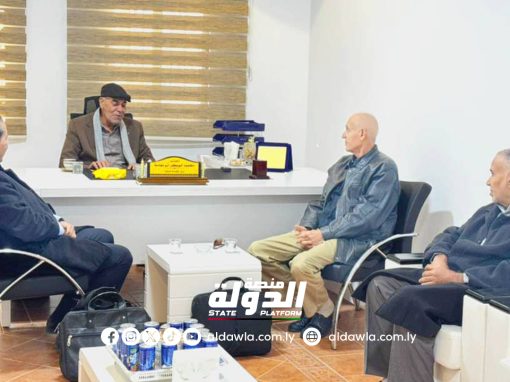 وزير الخدمة المدنية يستعرض إنجازات المعهد الوطني للإدارة.