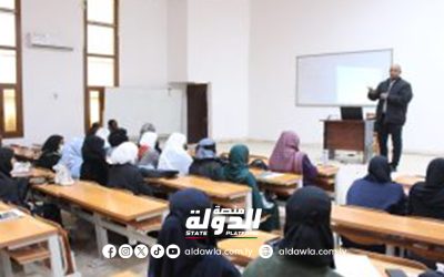 كلية التمريض بجامعة سبها تنظم يوما علميا حول فيروس نقص المناعة المكتسب “الإيدز”