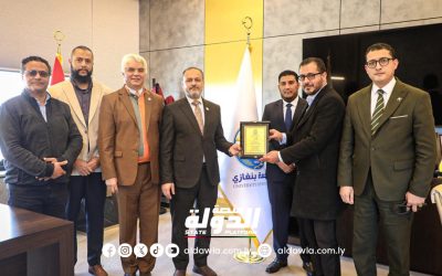 رئيس جامعة بنغازي يستعرض نتائج زيارة وفد منتدى بنغازي للتطوير الاقتصادي والتنمية لمدينة اسطنبول