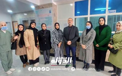 رئيس جامعة بنغازي يتفقد سير العملية التعليمية بكلية طب وجراحة الفم والأسنان.