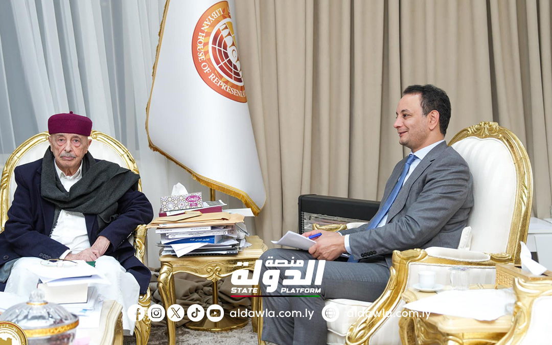 رئيس مجلس النواب يستعرض سير عمل مشاريع الإعمار الجاري تنفيذها في البلاد.