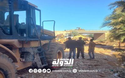 وزارة المواصلات تباشر عملها في فتح المسارات المغلقة في ترهونة