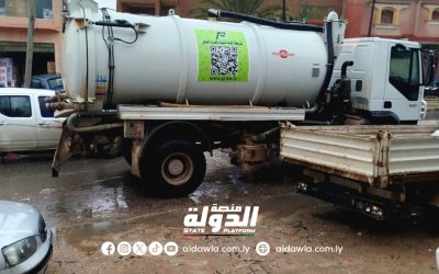 الحكومة الليبية ترسل فرق متخصصة لمدينة غريان لمساعدة المتضررين.