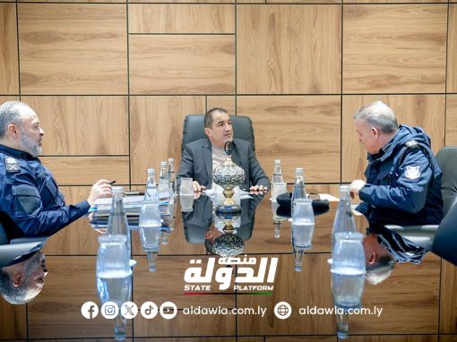 وزير الداخلية يبحث سبل تعزيز عمل إدارة التموين وتحسين عملها.