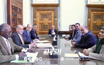 ليبيا المركزي يعلن عن تعاقده لطباعة 30 مليار دينار لضخِّها في القطاع المصرفي لحل مشكلة السيولة.