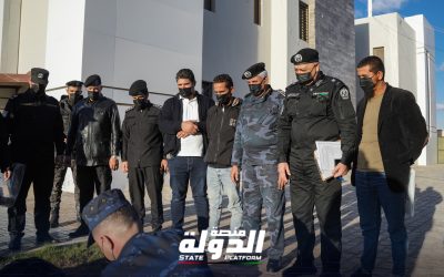 وزارة الداخلية تعدم كمية من مخدر الهيروين بعد عثور مواطن عليها بشواطئ دريانة