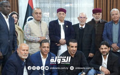 رئيس مجلس النواب يناقش مع عدد من النواب مستجدات الأوضاع السياسية في البلاد.