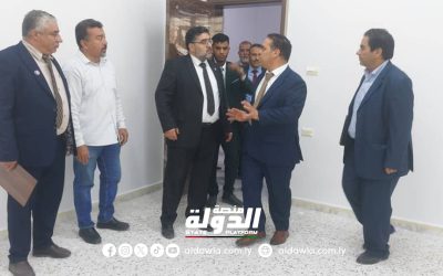 وزير التعليم التقني يجري جولة تفقدية داخل المعهد العالي للتقنية بمدينة سرت