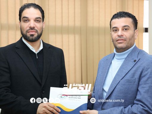 رئيس متابعة الأجهزة الرقابية يتسلم الخطة الاستراتيجية لهيئة الرقابة الإدارية للعام 2025م – 2030م.