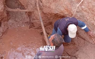 أعمال صيانة تقوم بها الشركة العامة للمياه والصرف الصحي سهل بنغازي
