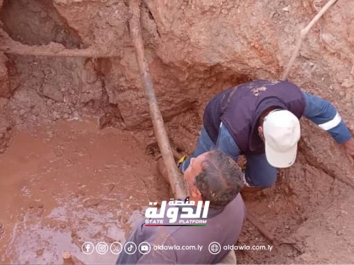 أعمال صيانة تقوم بها الشركة العامة للمياه والصرف الصحي سهل بنغازي