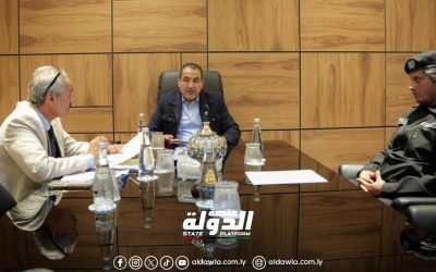 وزير الداخلية يبحث تعزيز كفاءة العملية التعليمية والتدريبية بالمعهد العالي للضباط