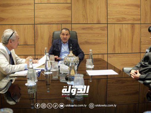 وزير الداخلية يبحث تعزيز كفاءة العملية التعليمية والتدريبية بالمعهد العالي للضباط