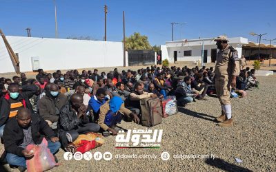 مركز إيواء الكفرة يرحل 160 وافدا من الجنسية السودانية إلى بلادهم