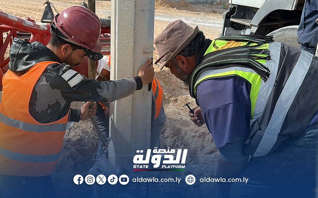 الشروع في أعمال الكهرباء والإنارة بميناء سرت البحري