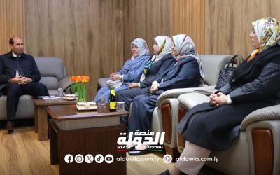 وزير التعليم العالي يناقش سبل دعم مركز أبحاث النبات والطب التكميلي في مدينة الزاوية