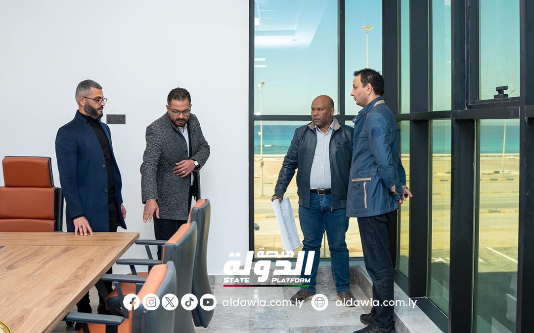 مدير صندوق التنمية يتفقد مشروع إنشاء مبنى محكمة شمال بنغازي