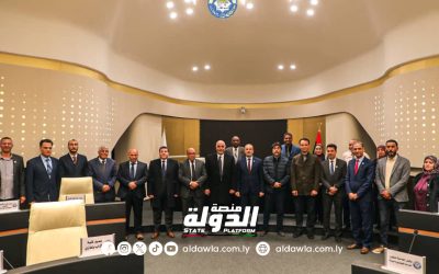 مدير صندوق التنمية ونائب المحافظ المركزي يزوران جامعة بنغازي