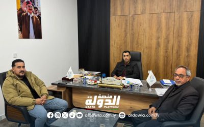 وزارة الخدمة المدنية تبحث أوضاع المتعيّنين بجامعة طبرق