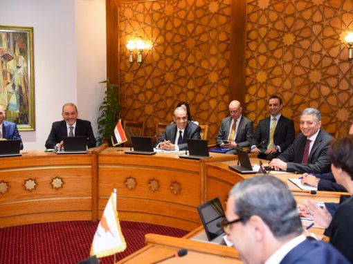 مصر واليونان تؤكدان دعم استقرار ووحدة ليبيا