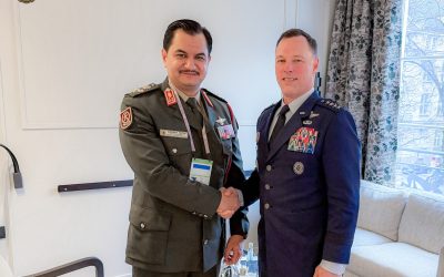 نائب القائد العام يبحث مع قائد أفريكوم في ميونخ تطورات الأوضاع في ليبيا