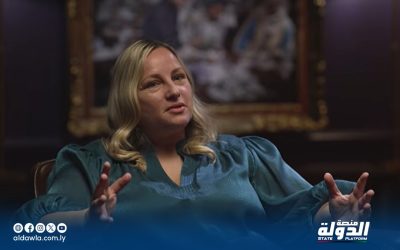 آدامز: المشير خليفة حفتر واجه القاعدة وفكك شبكاتها الإرهابية في بنغازي بنجاح